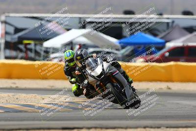 media/Apr-09-2022-SoCal Trackdays (Sat) [[c9e19a26ab]]/Turn 2 (1140am)/